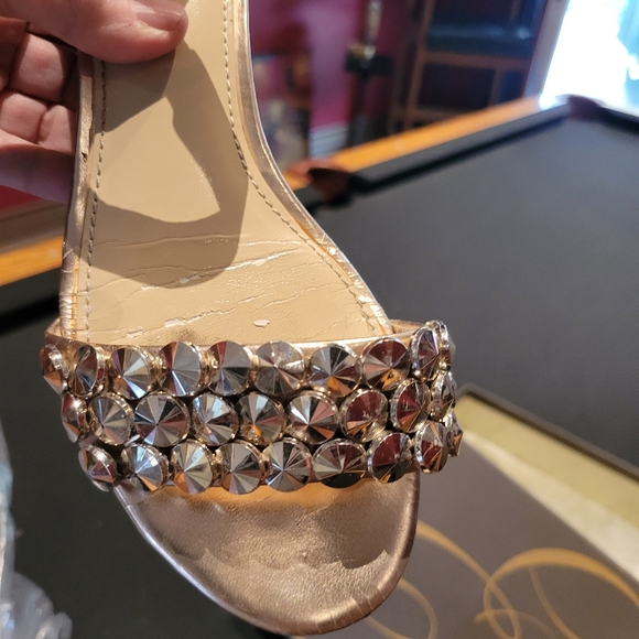 Enzo Angelini beautiful light pink Wedge rhinestone sandal. - Picture 4 of 8